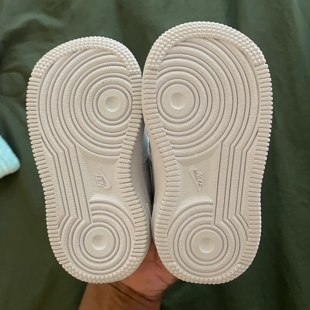 Nike White Air Force 1 Sneakers